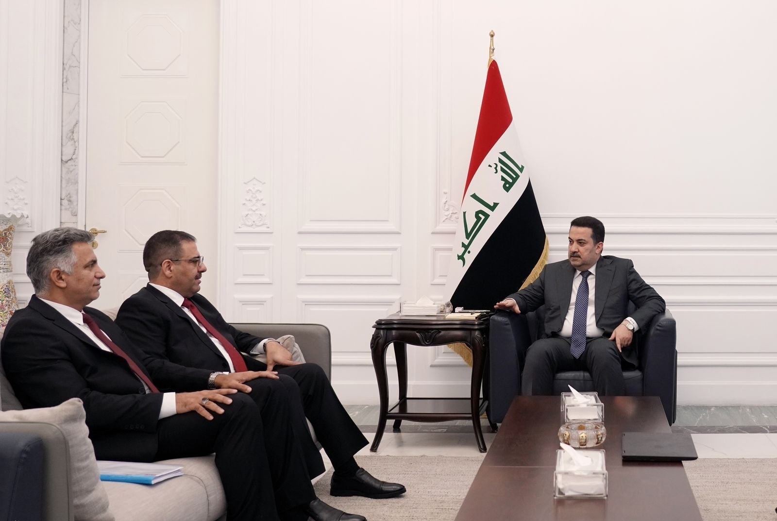 السوداني يوجه وزير التجارة بـ”تحسين” مفردات البطاقة التموينية