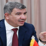 وزير النفط:العراق لن يتأثر بإتفاق “أوبك+” لخفض الإنتاج النفطي