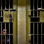 السوداني يوجه بالتحقيق في حالات التعذيب داخل سجن المثنى