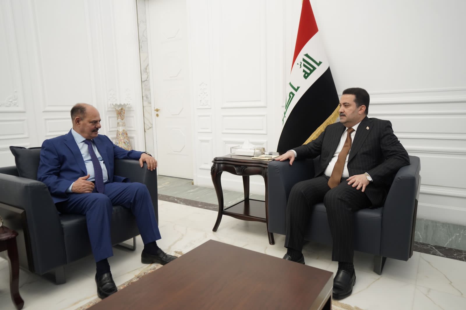رئيس مجلس الوزراء السيد محمد شياع السوداني يستقبل نقيب الصحفيين العراقيين، رئيس اتحاد الصحفيين العرب