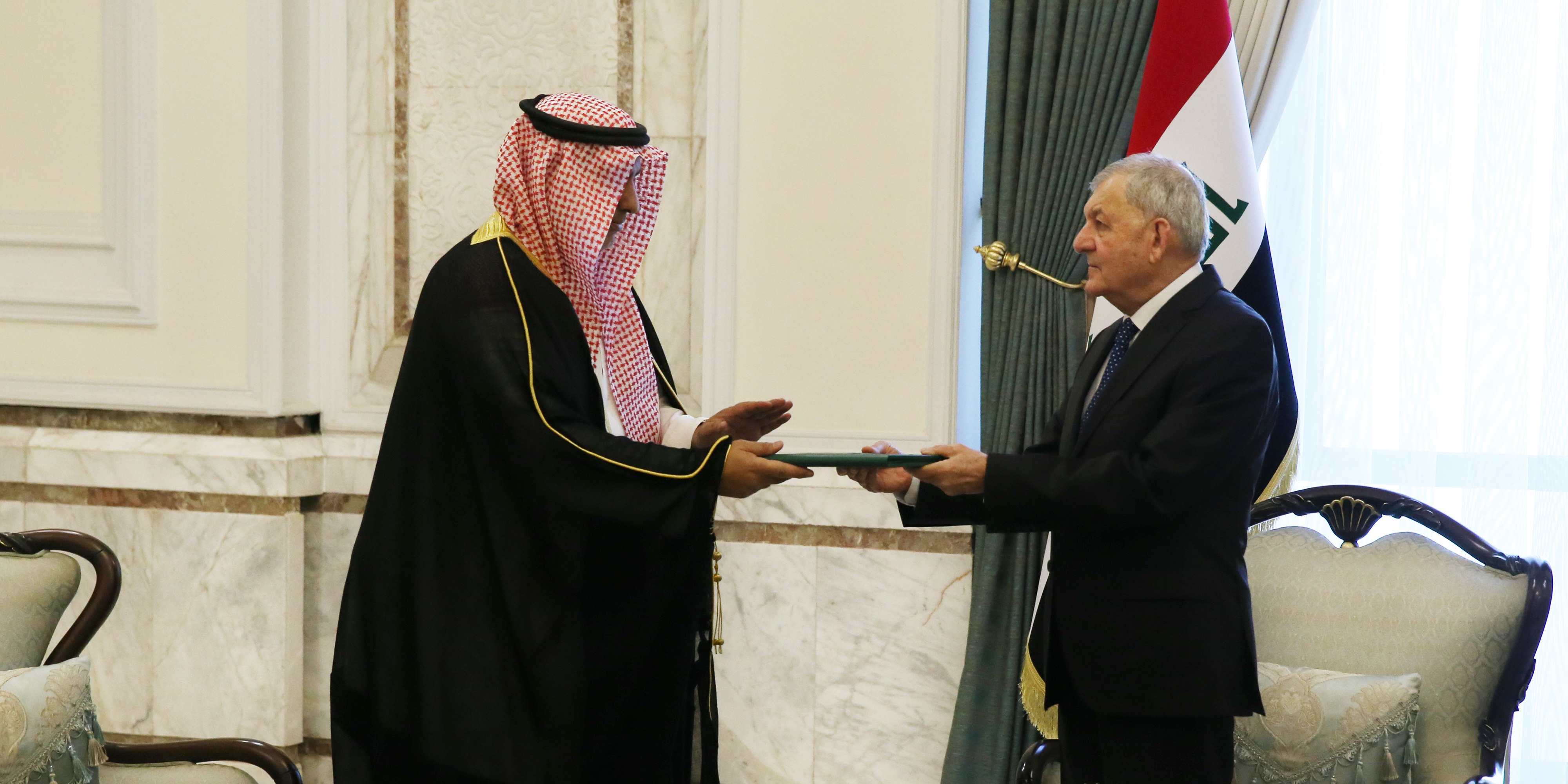 السعودية تدعو رشيد لحضور القمة العربية الصينية في الرياض