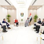 المنافق الحكيم يدعو إلى الاستقرار وهو أداة الخراب والفساد