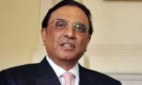 الرئيس الباكستاني يتخلى عن راتبه دعما لخزينة الدولة