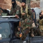 الأمن السوري ينفذ عملية في حمص للبحث عن “الشبيحة”