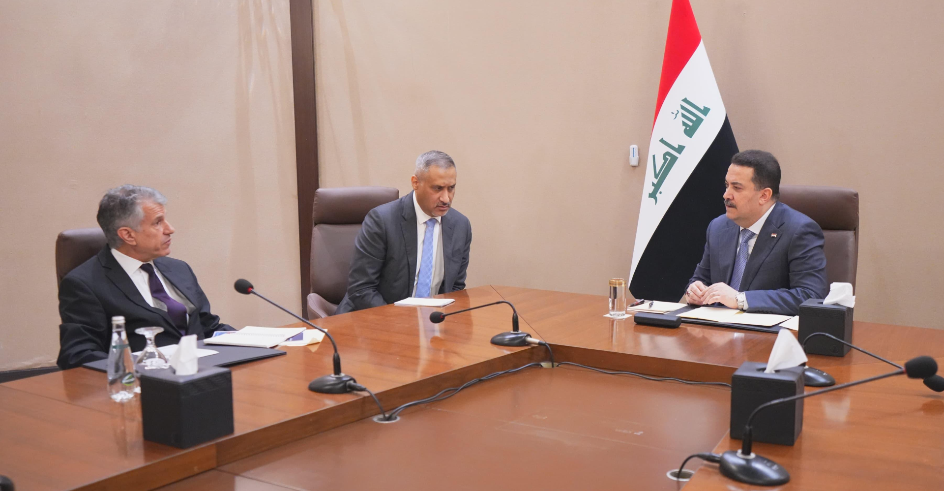 مصرف جي بي مورغان الأمريكي يعلن استعداده لتمويل عدد من المشاريع الاستثمارية في العراق