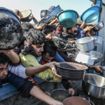 استشهاد (70) غزاويا من قبل إسرائيل أثناء محاولة حصولهم  على الطعام