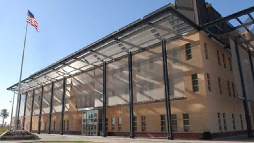 السفارة الأمريكية:مغادرة “مؤقتة” لبعض موظفي السفارة