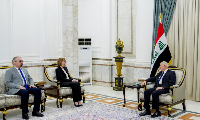 رشيد يؤكد على ضمان عودة كريمة وآمنة لجميع النازحين