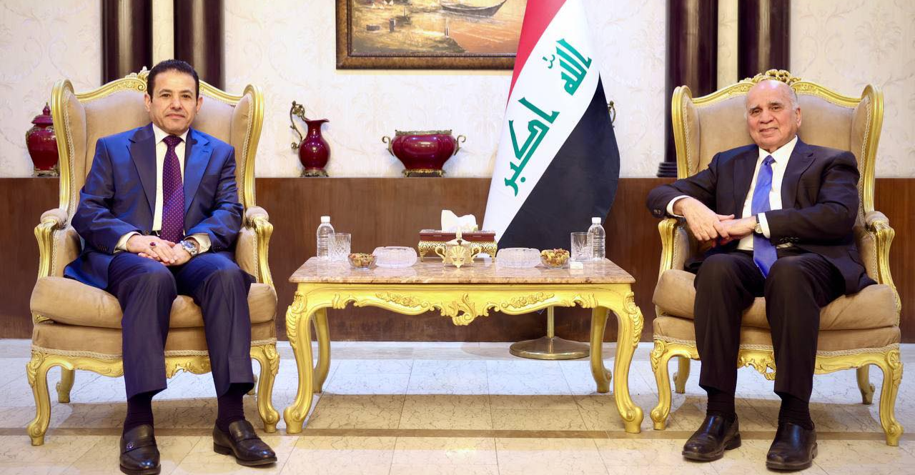 الأعرجي:الدفاع عن إيران “واجب مقدس”