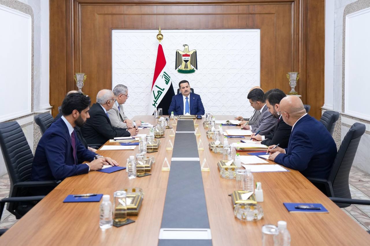 السوداني يوجه بتطوير المشتقات النفطية