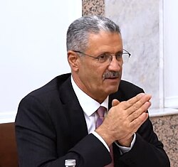 وزير النفط:تحقيق الاكتفاء الذاتي من مادة البنزين خلال العام الحالي