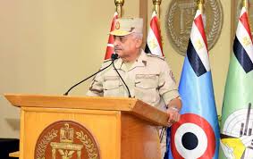 وزير الدفاع المصري يدعو الجيش للاستعداد القتالي