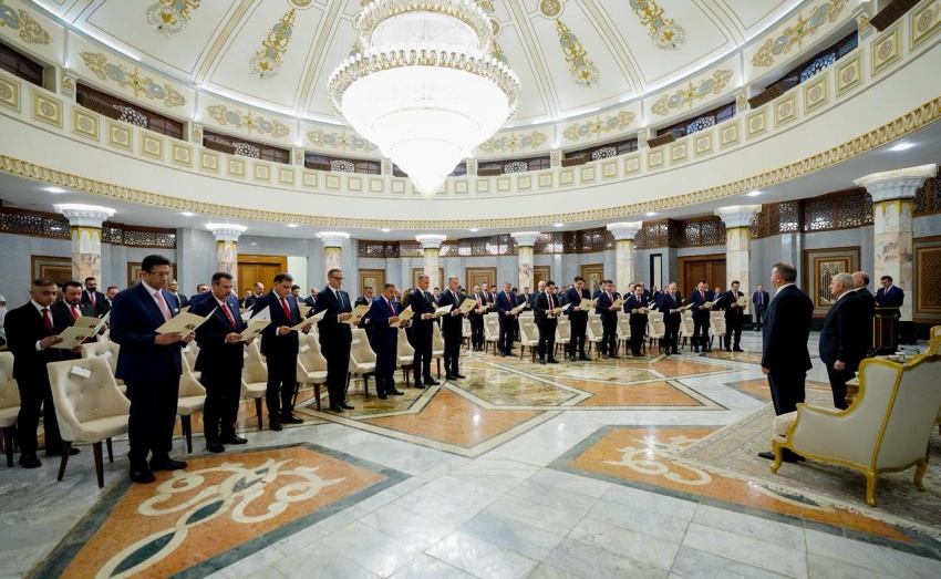 ضد الشعب..سفراء عوائل الخيانة والفساد يؤدون اليمين القانونية امام رشيد