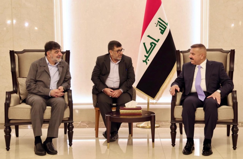 وزير الداخلية:نحن في خدمة إيران