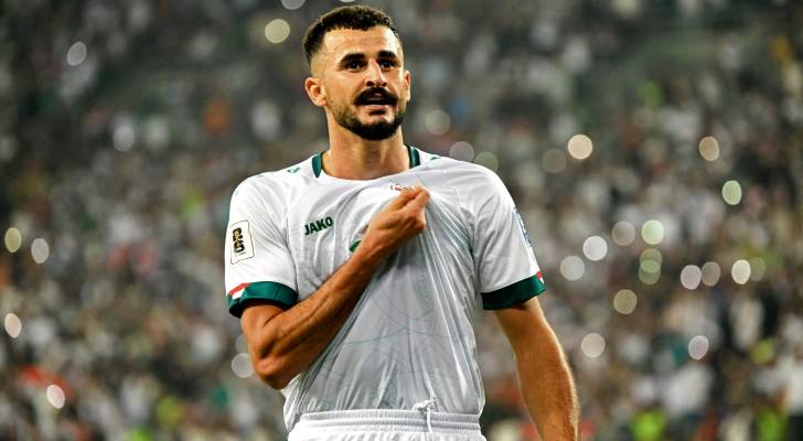 ايمن حسين لايشارك المنتخب في مباريات الملحق الآسيوي