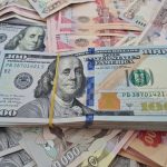 اليوم..انخفاض في أسعار صرف الدولار