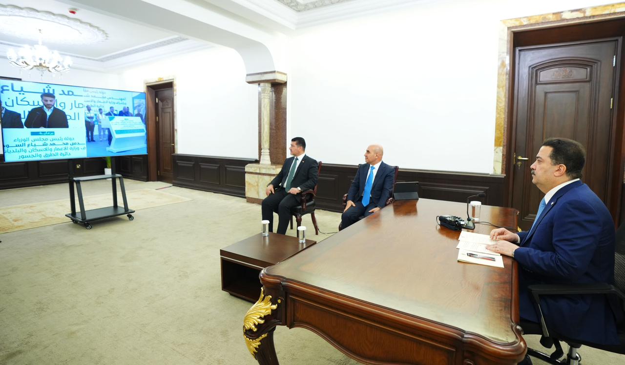 السوداني يطلق (4) مشاريع للطرق والجسور في محافظتي واسط والنجف لخدمة الزوار!