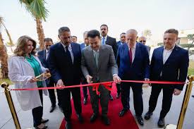 السوداني يفتتح معمل الأدوية السرطانية