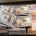 اليوم ..تذبذب في أسعار صرف الدولار