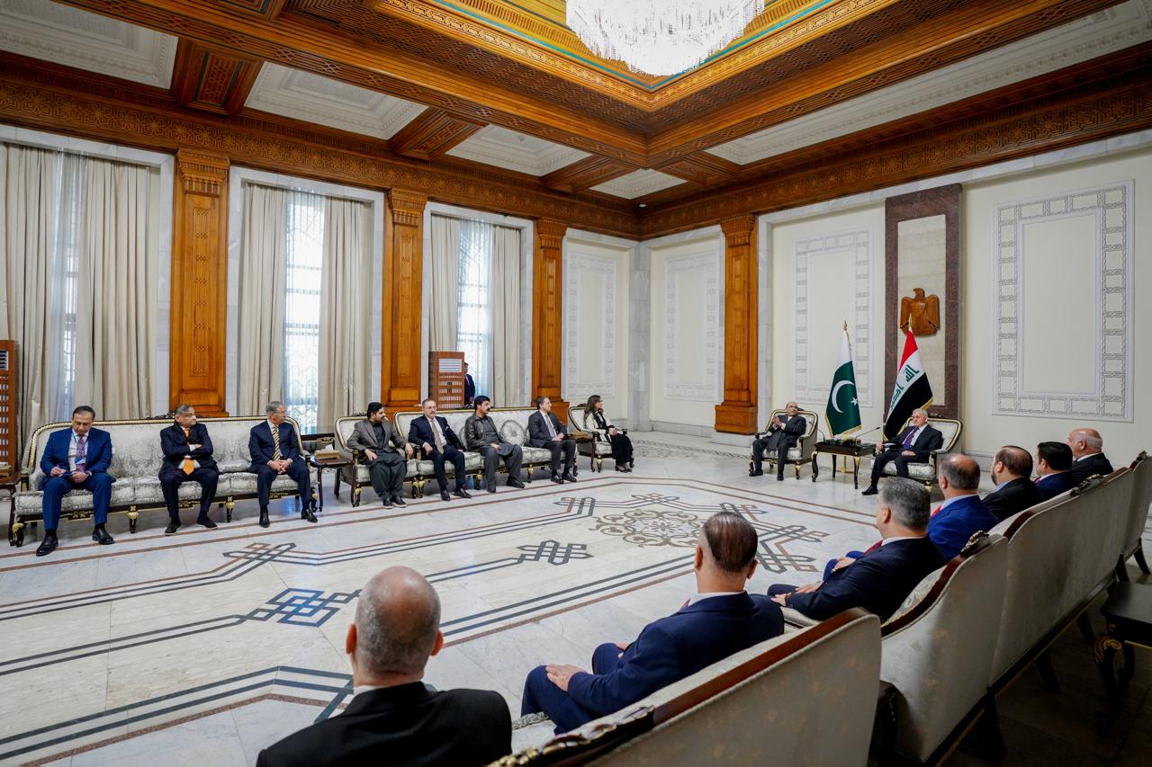 العراق وباكستان يؤكدان على تعزيز التعاون بين البلدين في كافة المجالات