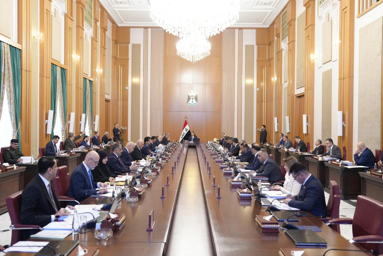 مجلس الوزراء:إعفاء عدد من المسؤولين وتدوير آخرين في جريدة الوقائع العراقية