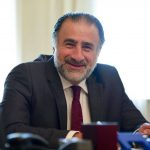 مستشار حكومي:العراق ذو سيادة كاملة !!!