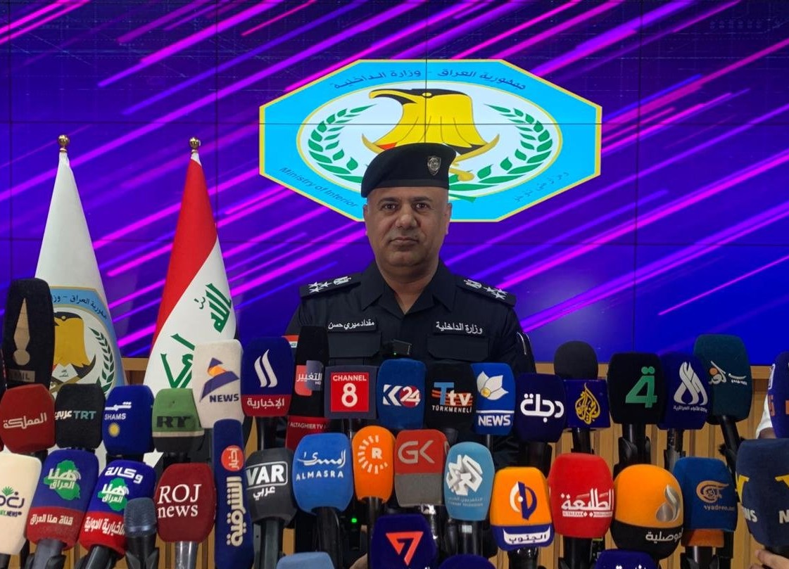 مصيبة..إلغاء الحدود بين العراق وإيران والدخول للبلدين بالبطاقات الشخصية وليس بالجوازات!