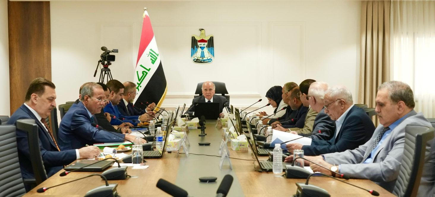 المجلس الوزاري للاقتصاد ينفي استقطاع مفردات من الرواتب