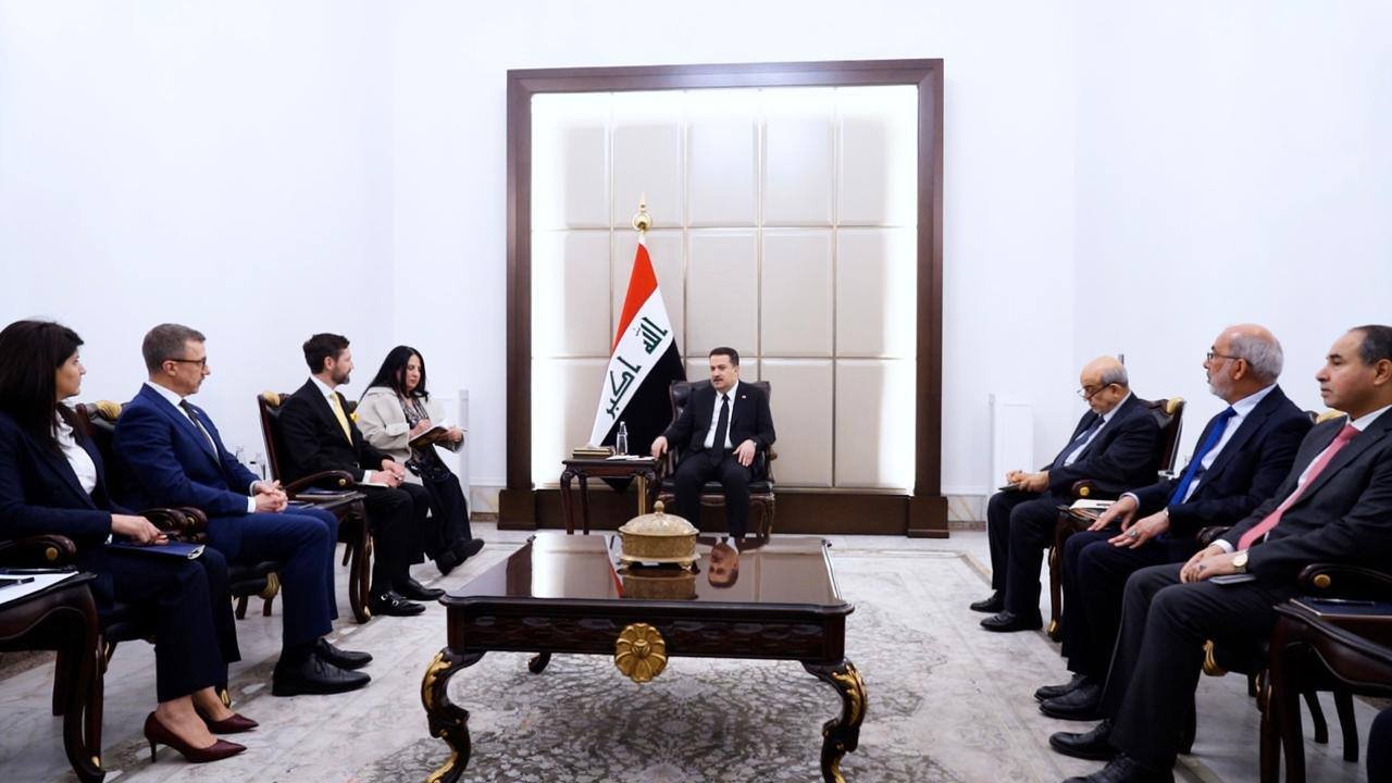 السوداني يوجه بتقديم افضل الخدمات للشركات النفطية الأمريكية