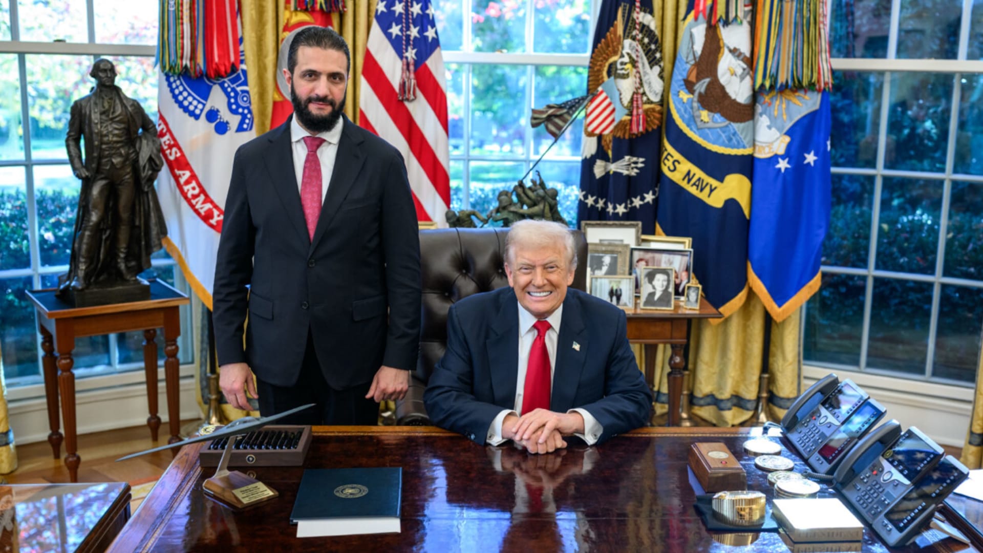 ترامب والشرع يؤكدان على أهمية الحفاظ على وحدة الأراضي السورية