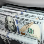 اليوم..أسعار صرف الدولار=147.500ديناراً