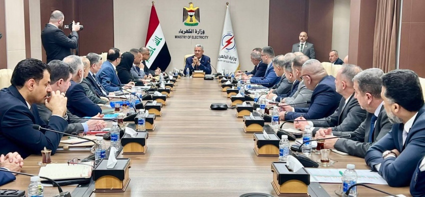 وزير النفط يباشر بمهام  عمله وزيراً للكهرباء إضافة لواجباته