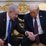 نتنياهو يبحث مع ترامب شن ضربة ثانية ضد إيران