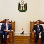 هاريس يلتقي بأحد أحزاب إيران في العراق !!