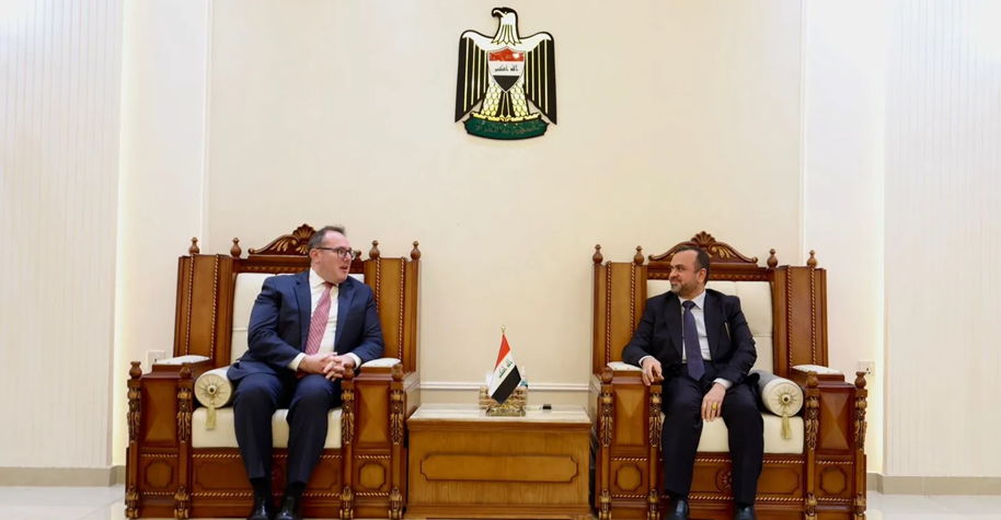 هاريس يلتقي بأحد أحزاب إيران في العراق !!