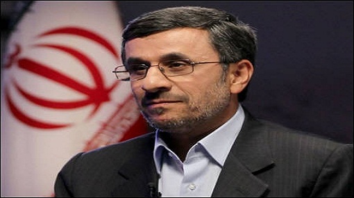 أحمدي نجاد يصل القاهرة في أول زيارة لرئيس ايراني منذ 34 عاماً
