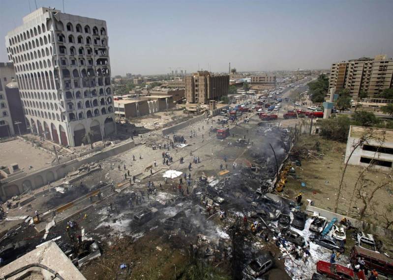 انفجارات الثلاثاء انتقادت نارية ومشكلة مستعصية على الحل متابعة الدكتور احمد العامري