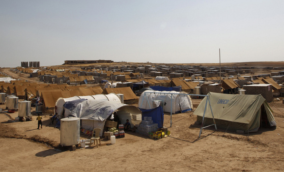 كردستان: عدد النازحين الكرد السوريين الى الاقليم تجاوز حدود الاستيعاب