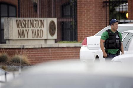 مسلح يفتح النار داخل مقر للبحرية الامريكية في واشنطن ويقتل 13 شخصا