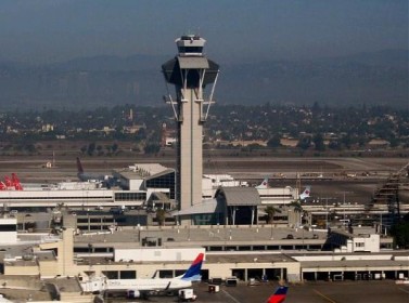 مطلق النار في مطار لوس انجلس يواجه الاعدام