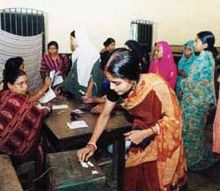 بنغلاديش:انطلاق الانتخابات البرلمانية وسط مقاطعة من احزاب المعارضة