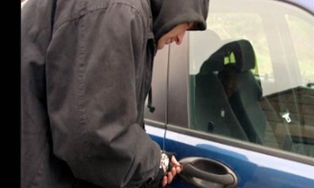 القاء القبض على عصابة لسرقة السيارات في تكريت