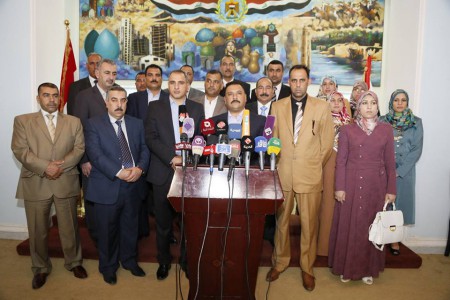 اهالي الانبار:يطالبون حكومتهم المحلية بتقديم استقالتها