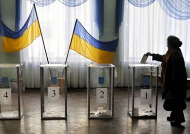 بدء التصويت في الانتخابات الرئاسية بأوكرانيا والانفصاليون يهددون