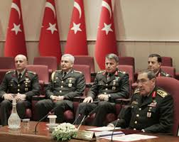 الجيش التركي يطالب بتفويض برلماني لمحاربة داعش في العراق وسوريا