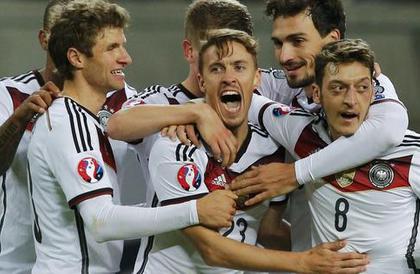 ألمانيا وبولندا تتأهلان لكأس أوروبا