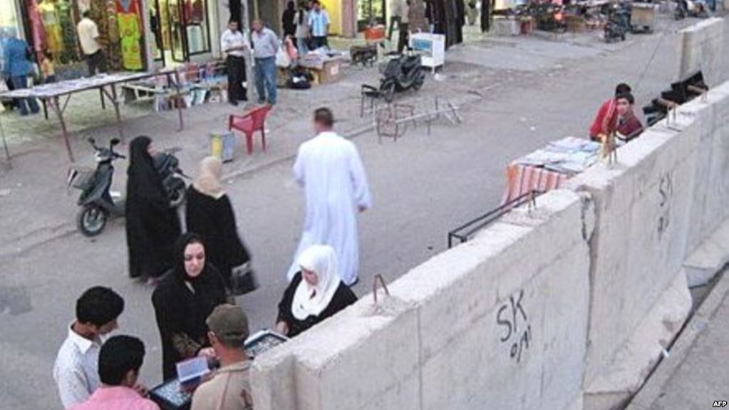 نائب:مسؤولي العراق من دمروا شوارعه