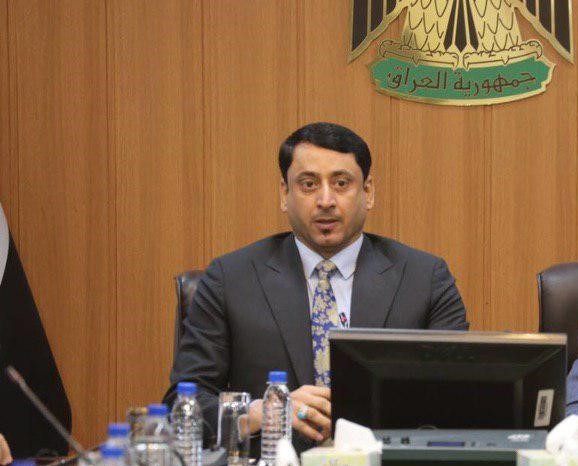 مصدر :مجلس الوزراء يقرر إعادة الغزي لمنصبه تمهيدا لإعادة عبد المهدي