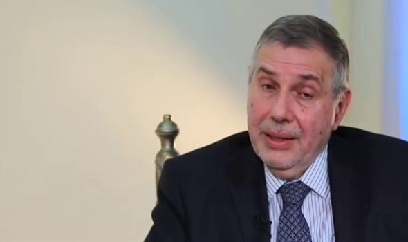 الحزب الشيوعي:علاوي سيخضع لاشتراطات الكتل السياسية المتنفذة