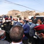 الكاظمي للنازحين: الصبر مفتاح الفرج